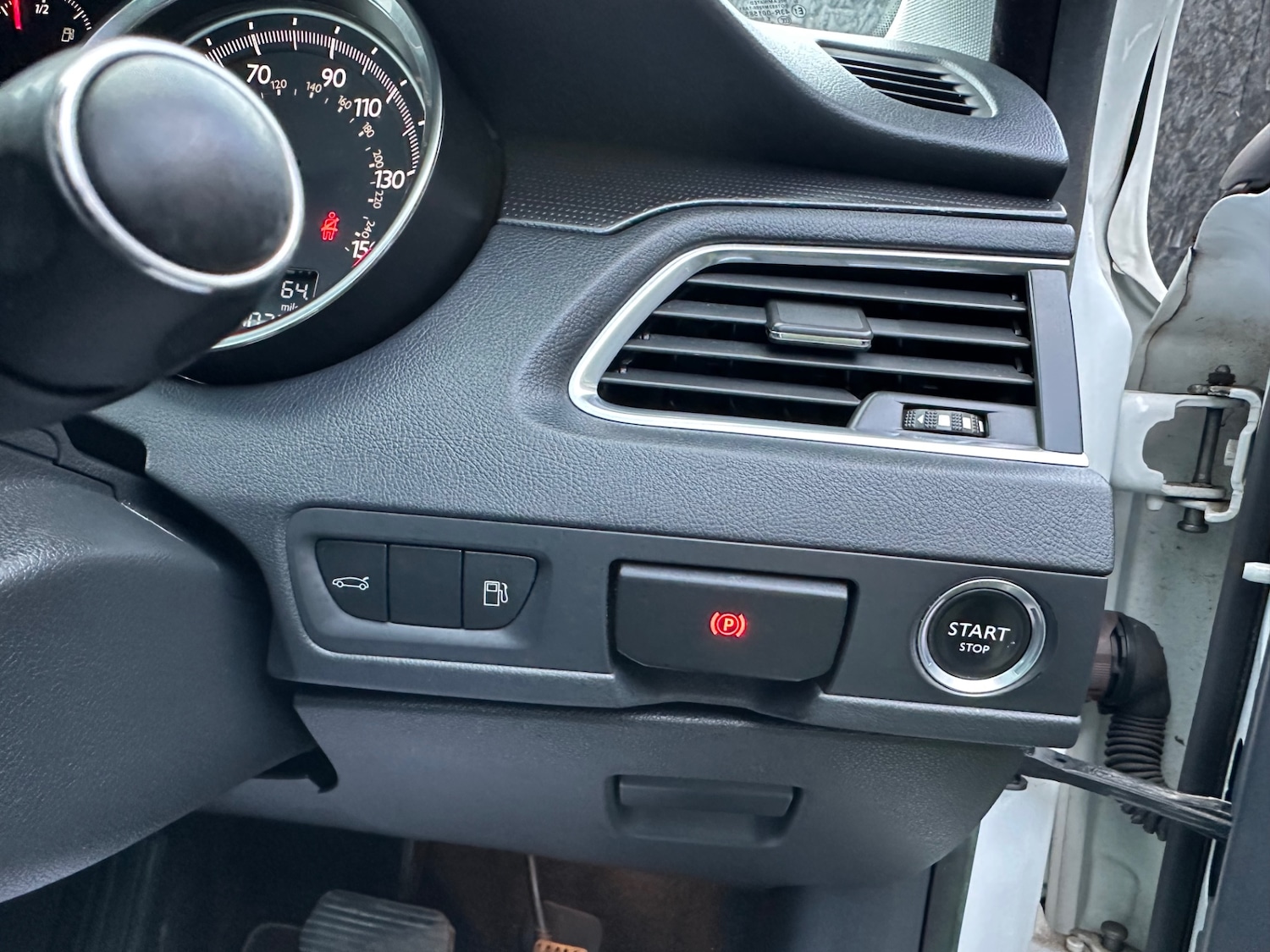 Used Peugeot 508 RXH 2013 for sale - 77851750: Photo 16