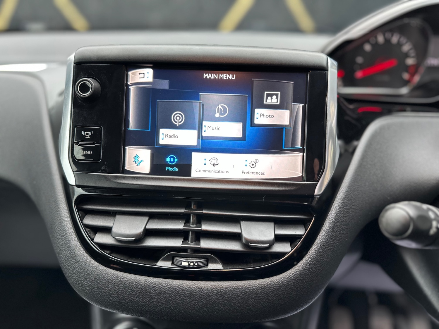 Used Peugeot 208 2012 for sale - 77337787: Photo 9