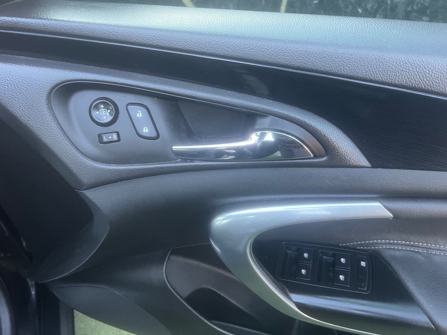 Used Vauxhall Insignia 2016 for sale - 77918201: Photo 10