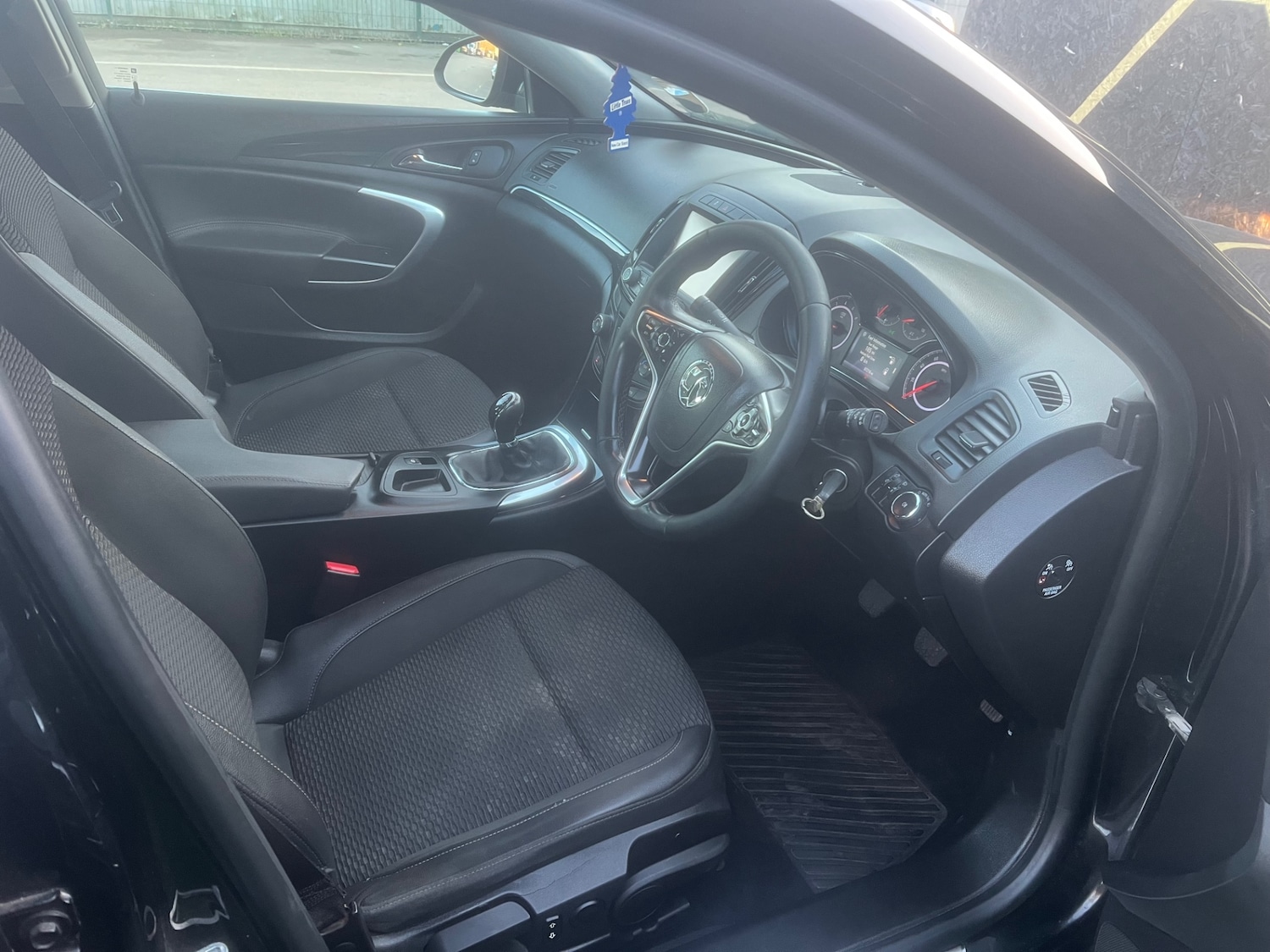 Used Vauxhall Insignia 2016 for sale - 77918201: Photo 8