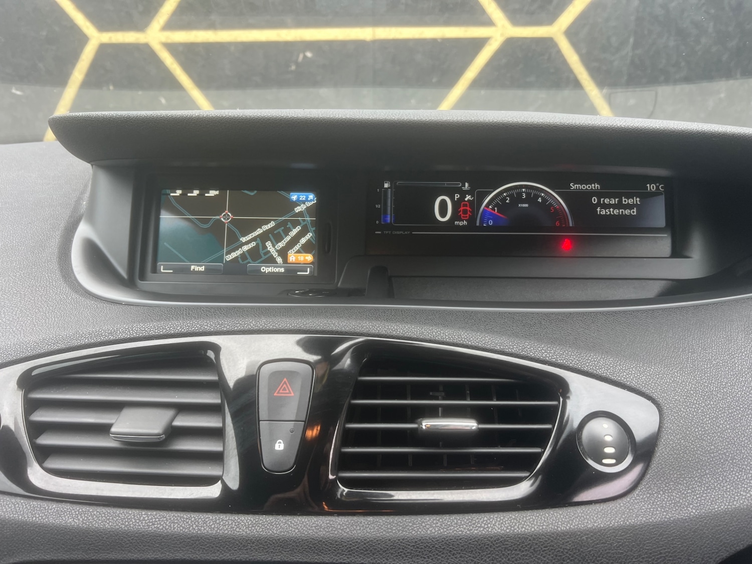 Used Renault Scenic 2015 for sale - 78092929: Photo 12