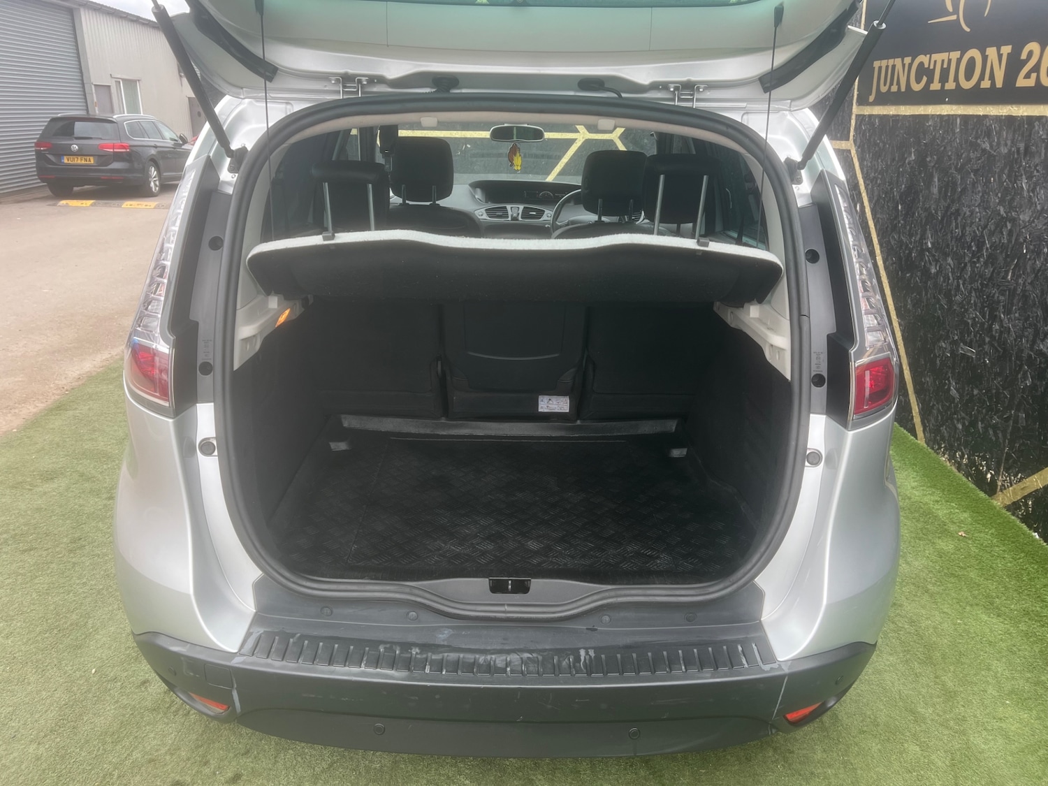 Used Renault Scenic 2015 for sale - 78092929: Photo 15