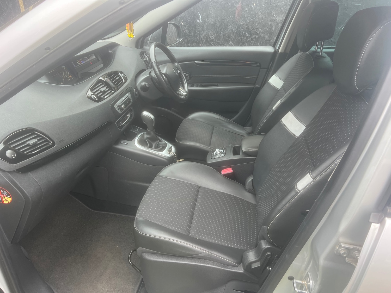 Used Renault Scenic 2015 for sale - 78092929: Photo 6