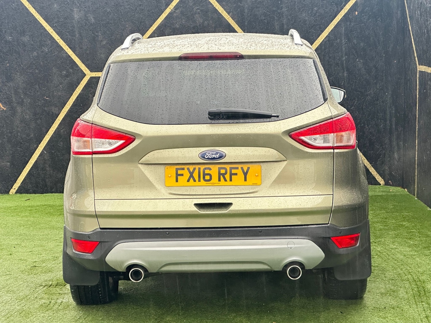 Used Ford Kuga 2016 for sale - 76536956: Photo 4