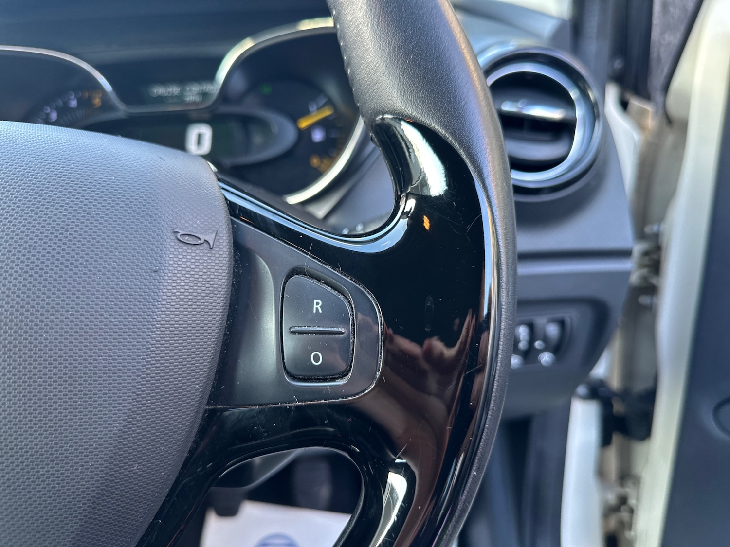 Used Renault Captur 2015 for sale - 76757079: Photo 14