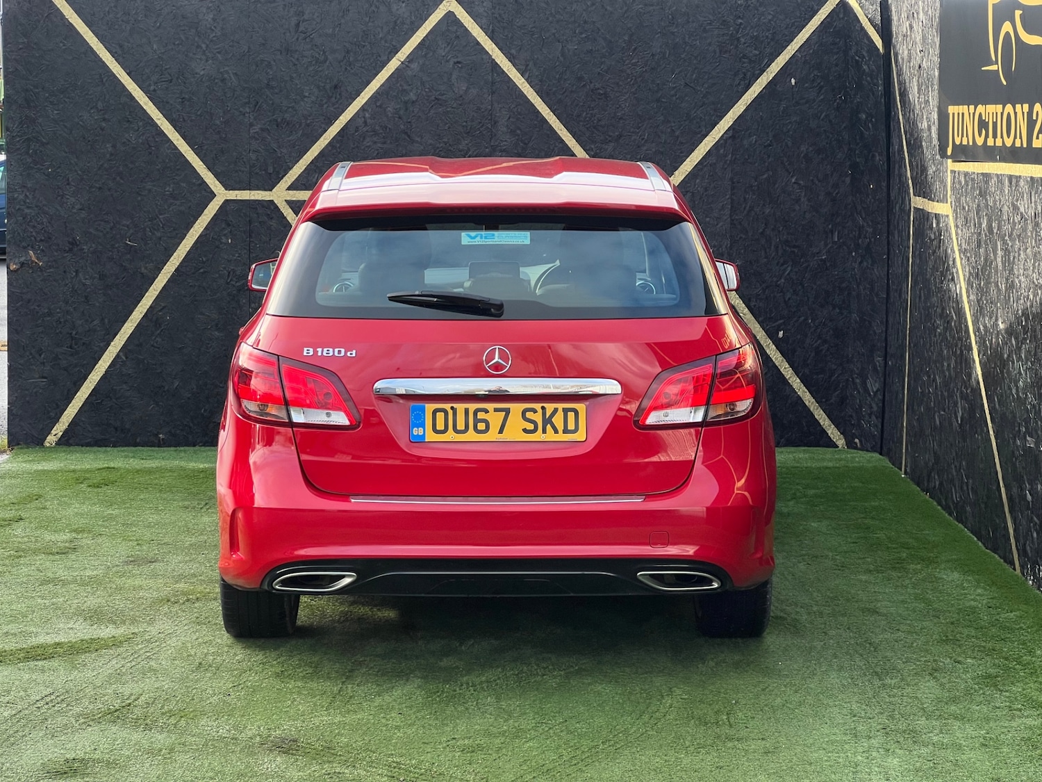 Used Mercedes-Benz B Class 2017 for sale - 77392636: Photo 4