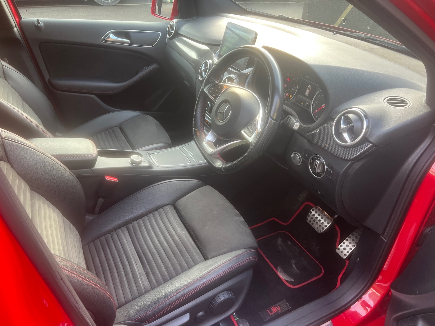 Used Mercedes-Benz B Class 2017 for sale - 77392636: Photo 8