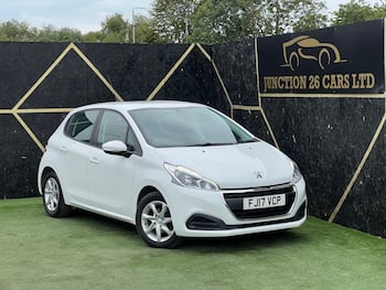 Used Peugeot 208 2017 for sale - 79812290: Photo