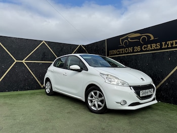 Used Peugeot 208 2014 for sale - 79194245: Photo