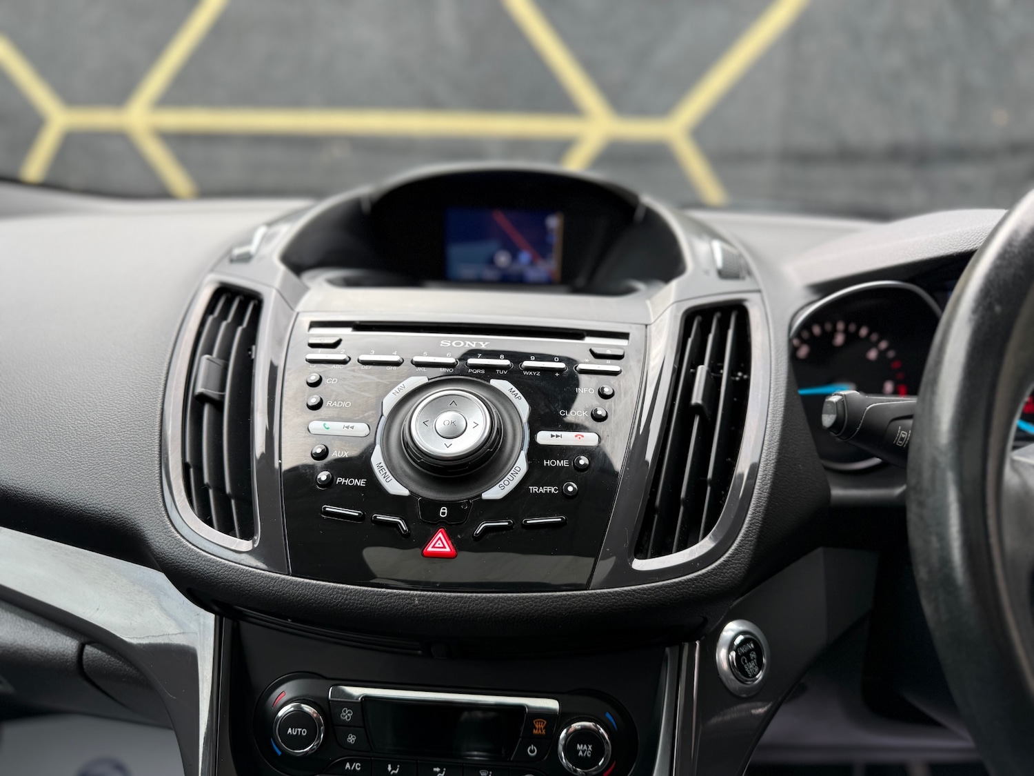 Used Ford Kuga 2015 for sale - 78066821: Photo 11