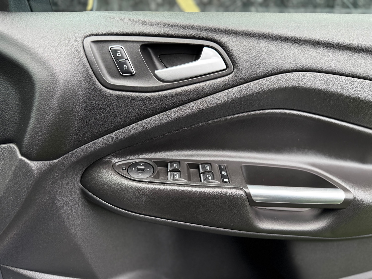 Used Ford Kuga 2015 for sale - 78066821: Photo 15