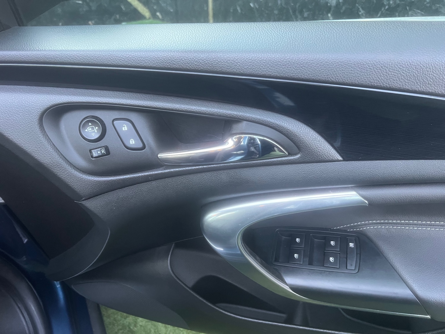 Used Vauxhall Insignia 2017 for sale - 77653561: Photo 5