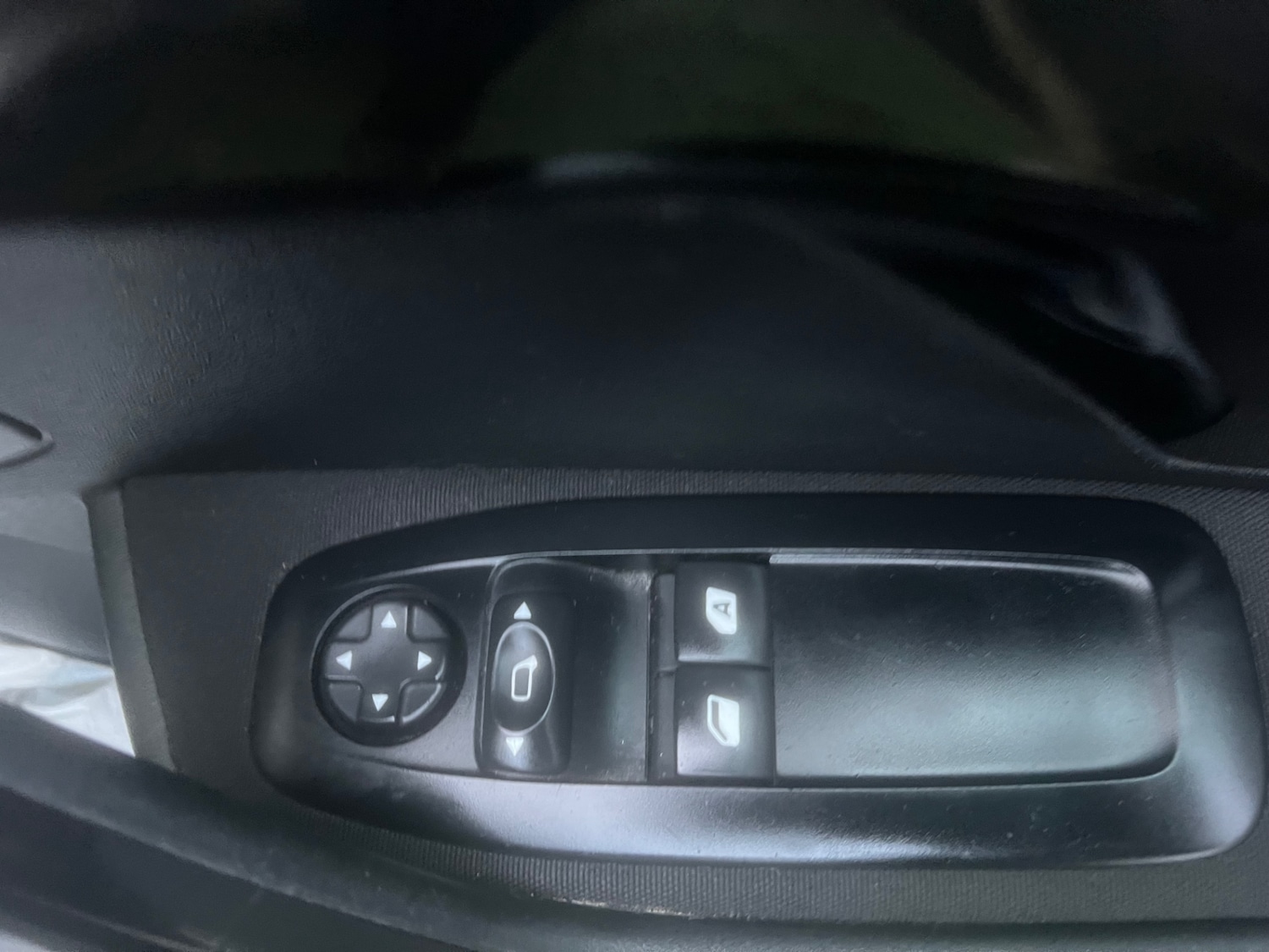 Used Peugeot 208 2013 for sale - 76384647: Photo 10