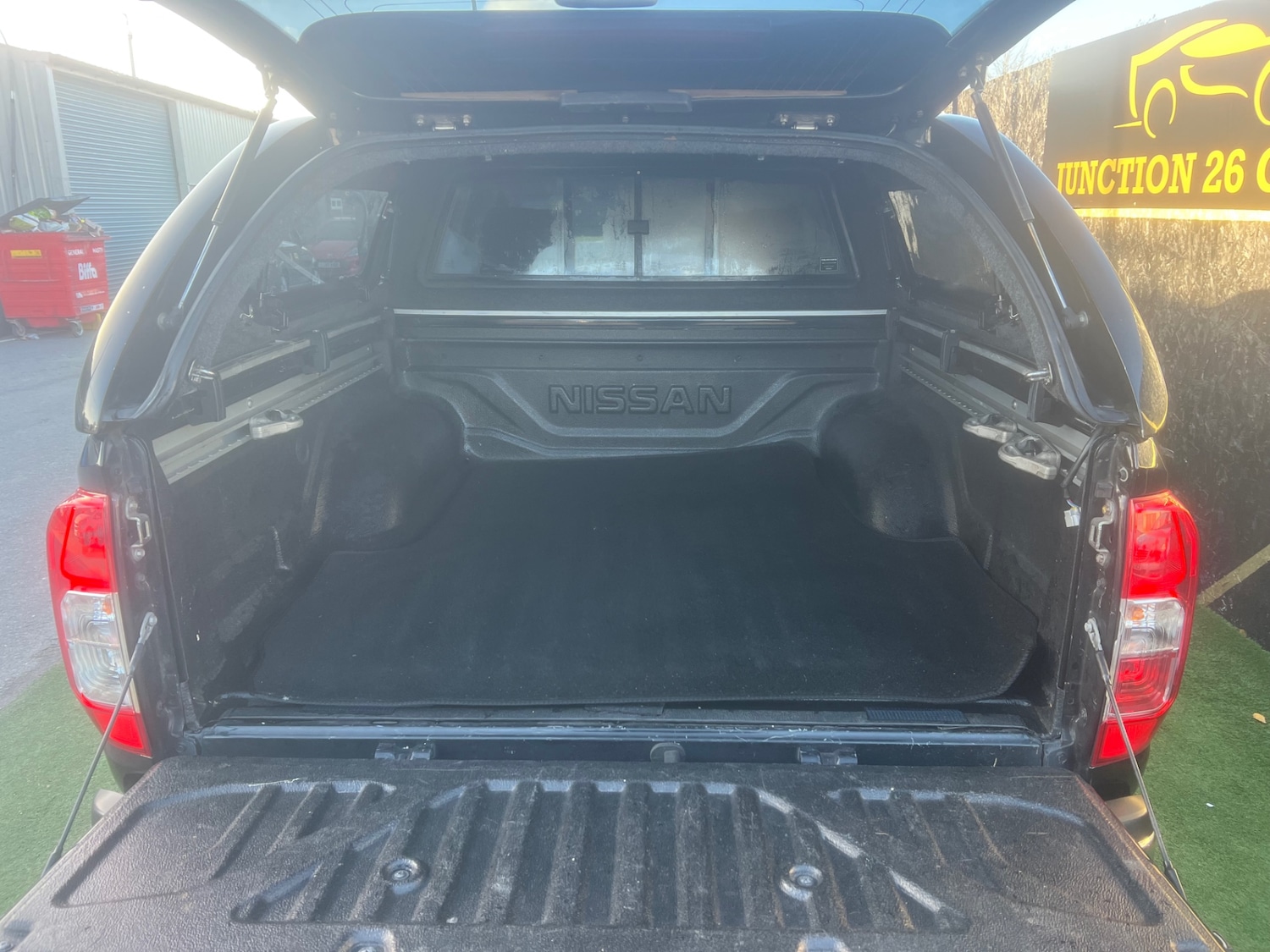 Used Nissan Navara 2016 for sale - 76599641: Photo 16