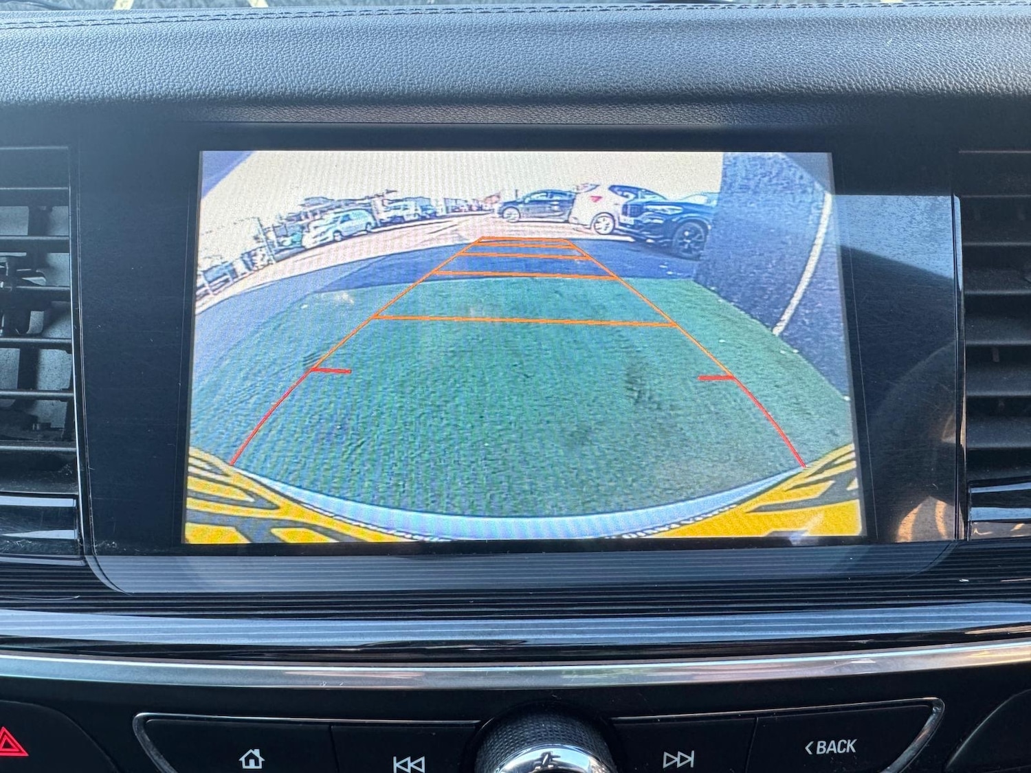 Used Vauxhall Insignia 2017 for sale - 76650811: Photo 11