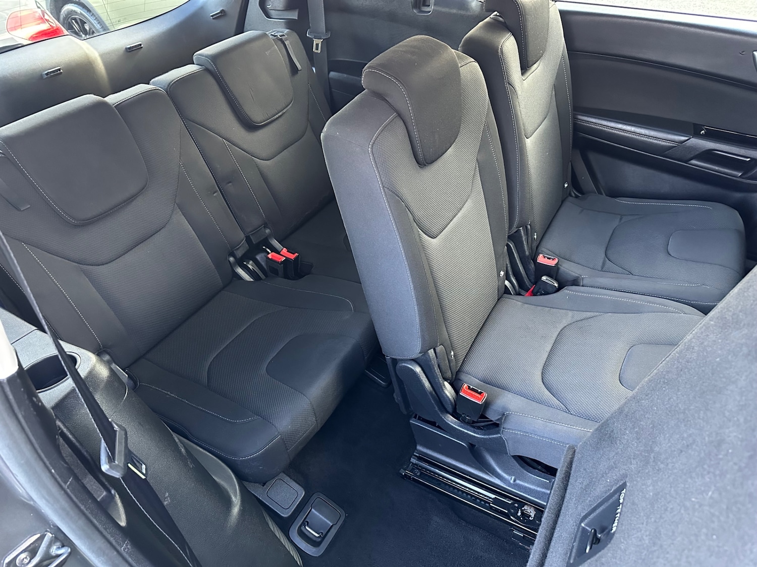 Used Ford S-Max 2017 for sale - 76831723: Photo 9