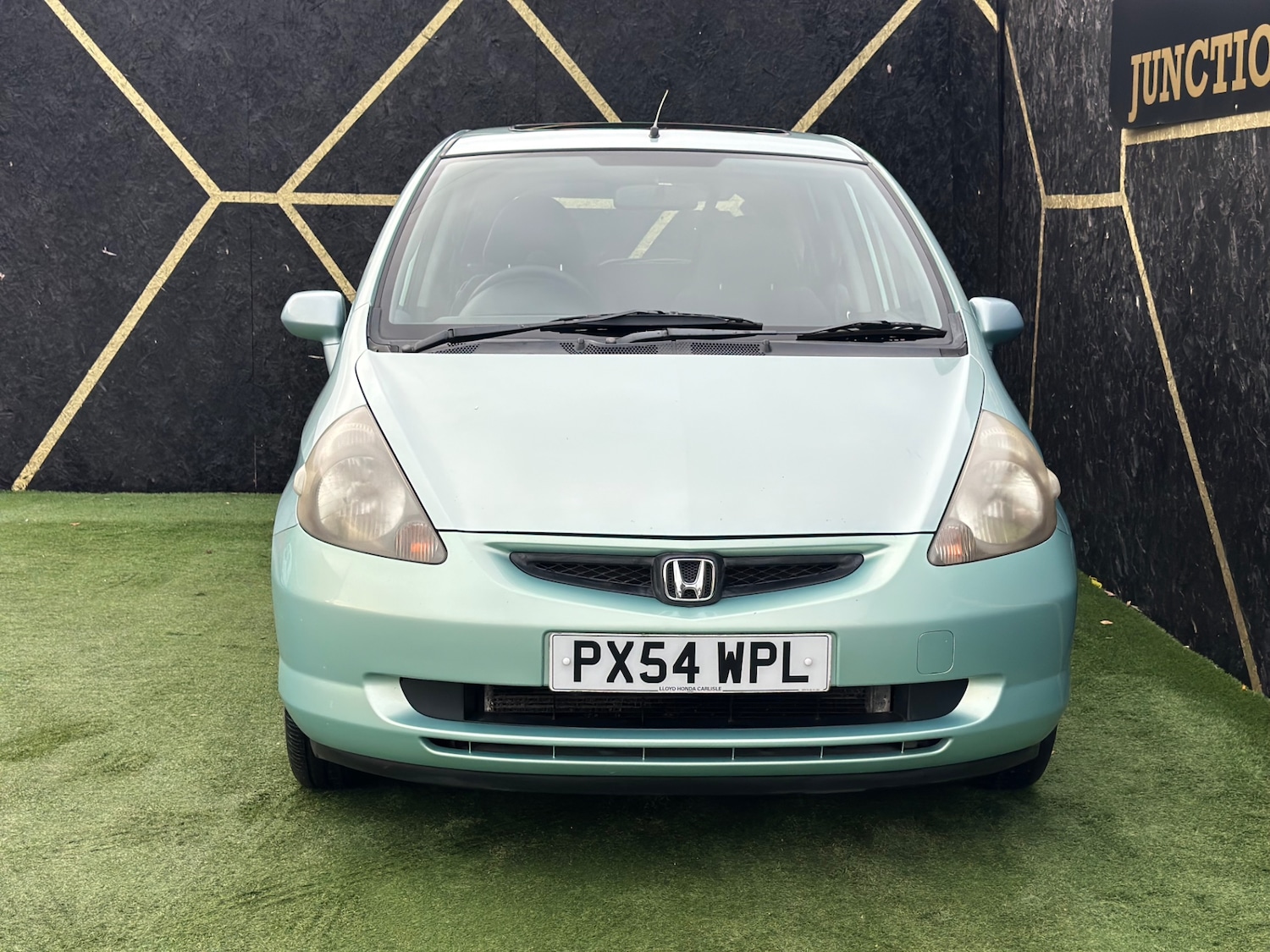 Used Honda Jazz 2004 for sale - 76612201: Photo 3
