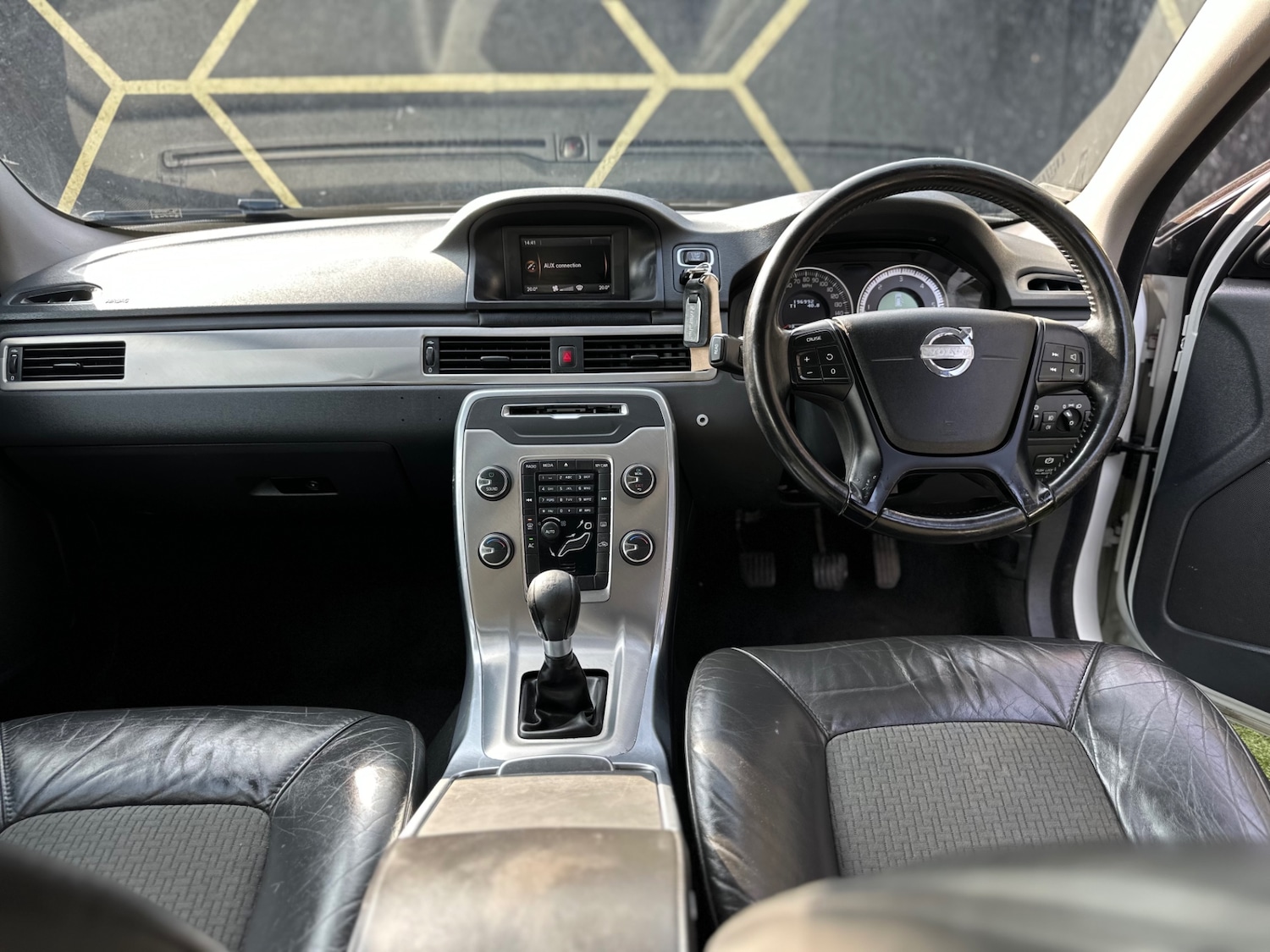 Used Volvo V70 2013 for sale - 77974772: Photo 7