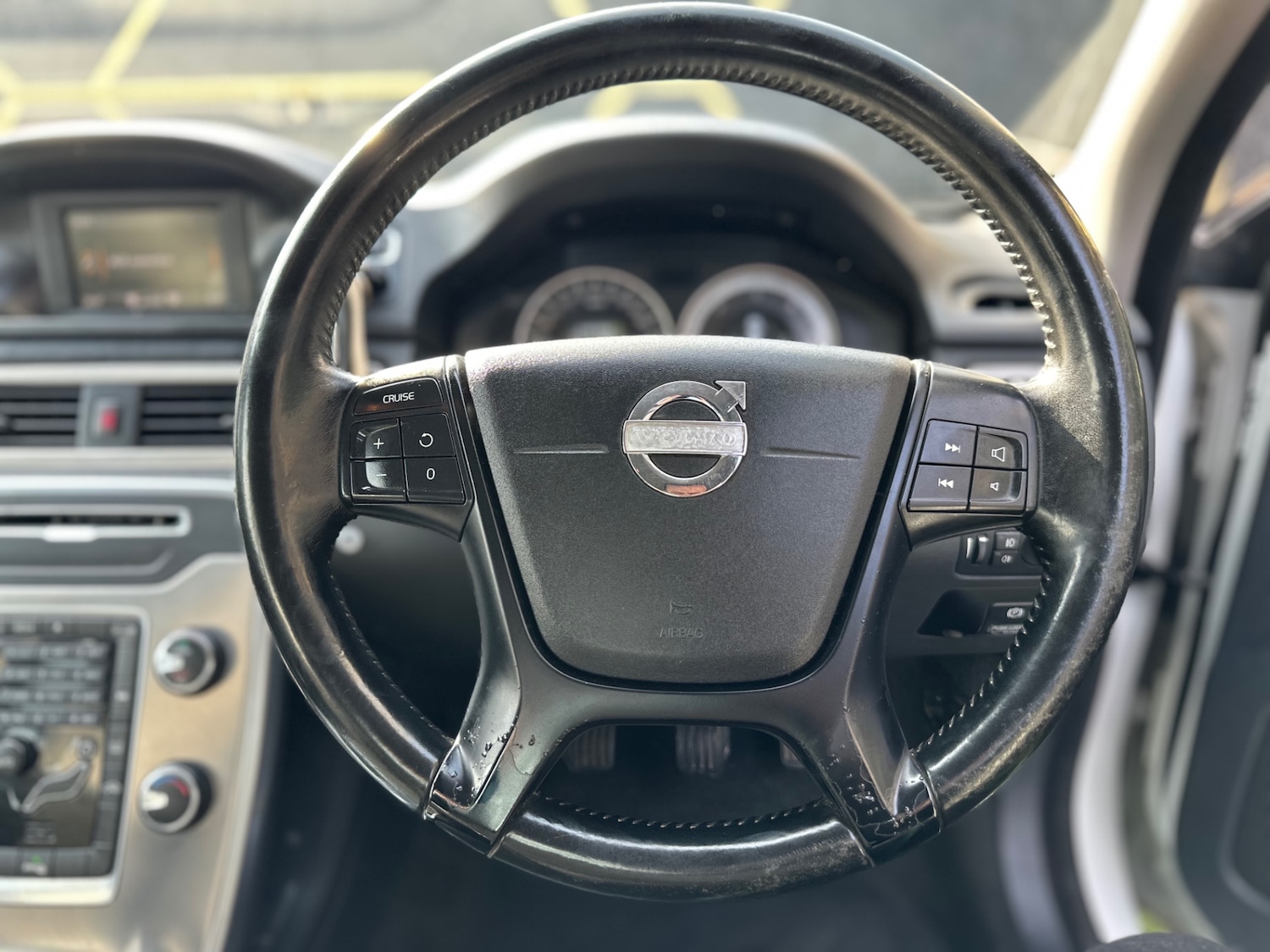 Used Volvo V70 2013 for sale - 77974772: Photo 8