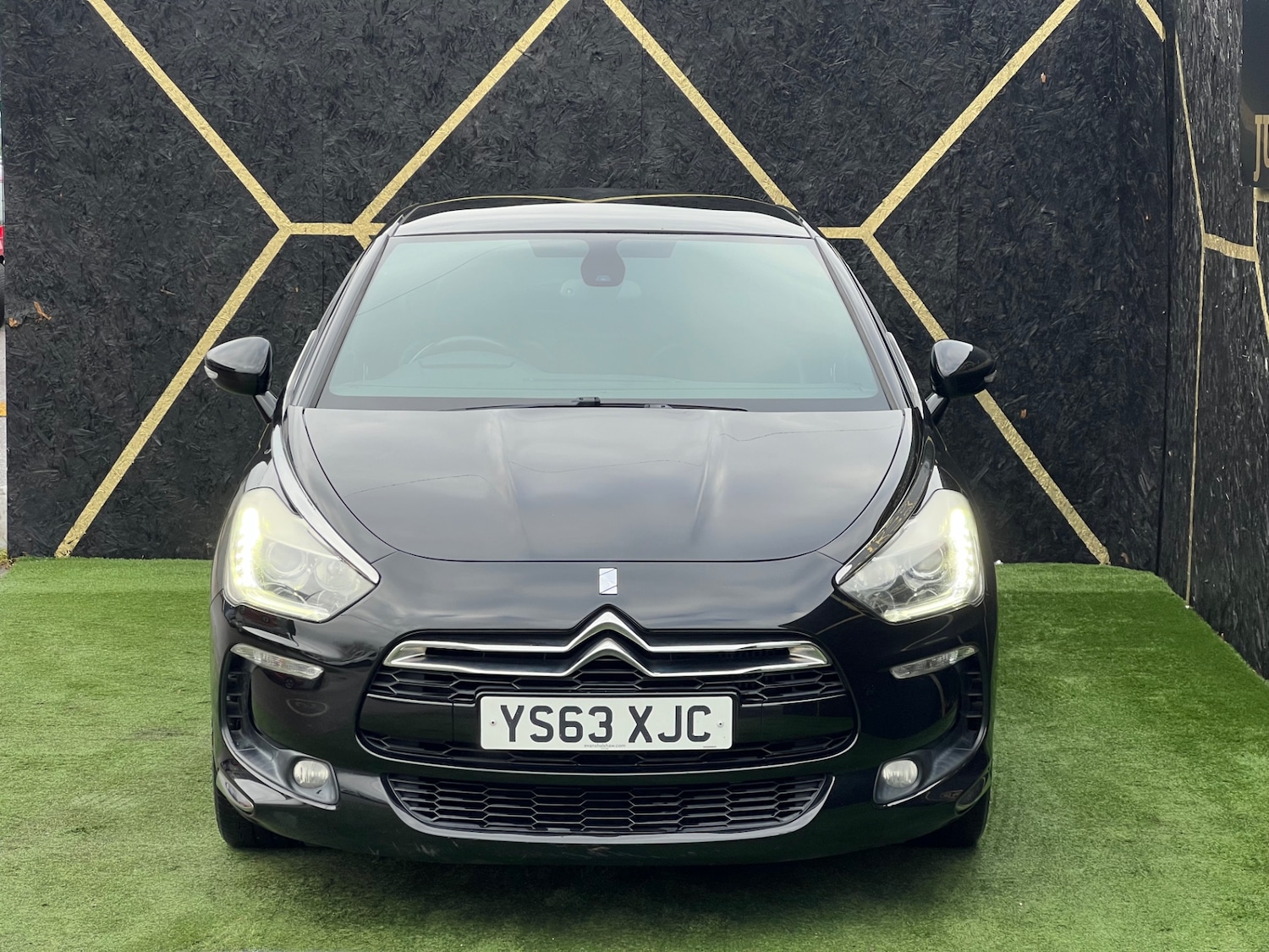 Used Citroen DS5 2014 for sale - 77364778: Photo 3