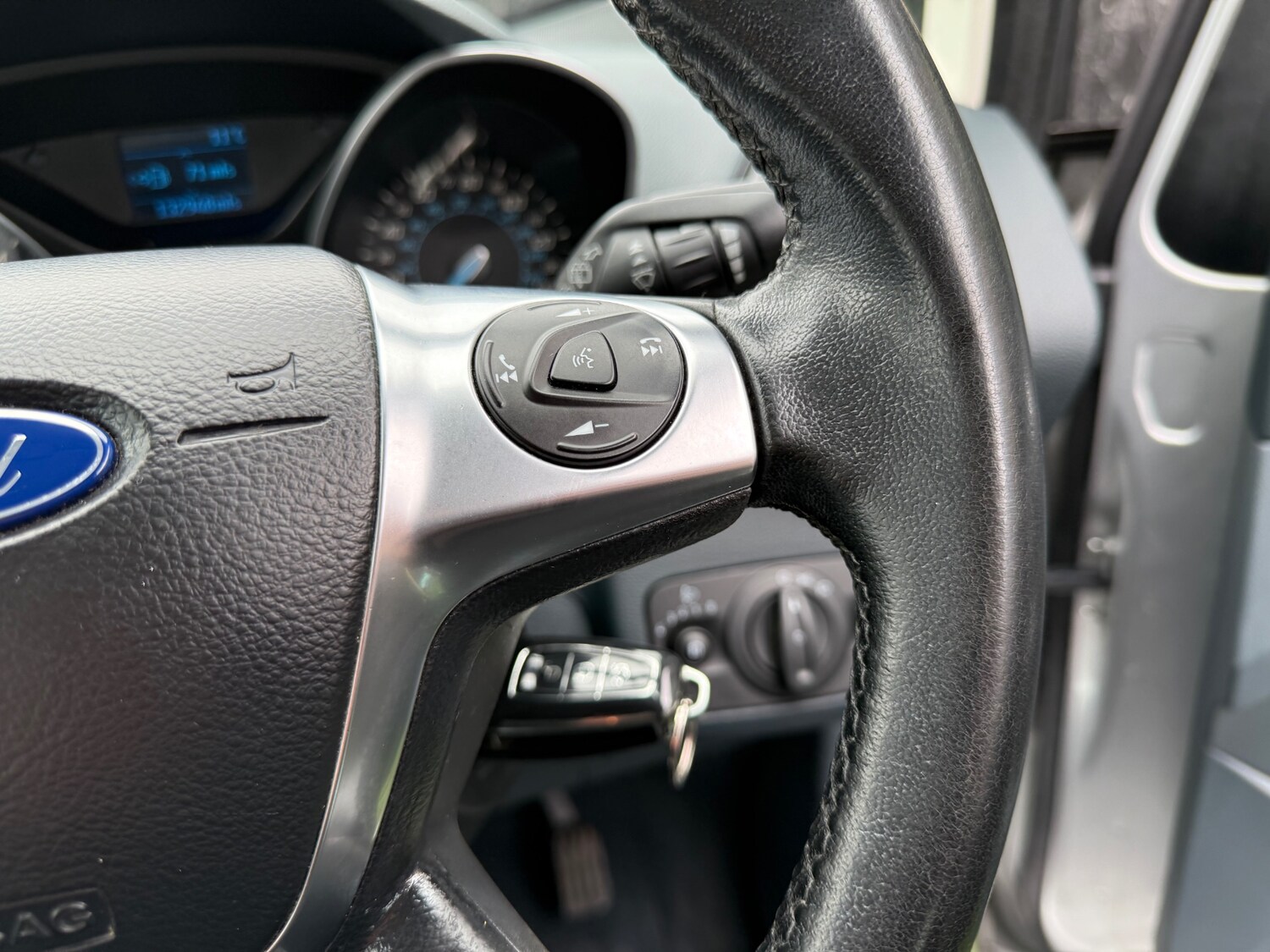 Used Ford Grand C-Max 2013 for sale - 78091816: Photo 16