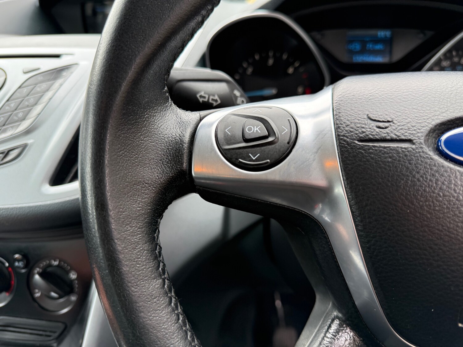 Used Ford Grand C-Max 2013 for sale - 78091816: Photo 17