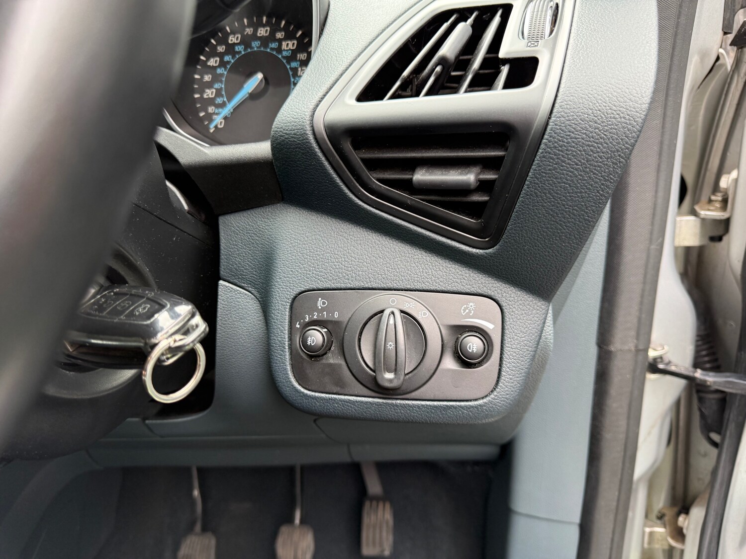 Used Ford Grand C-Max 2013 for sale - 78091816: Photo 18