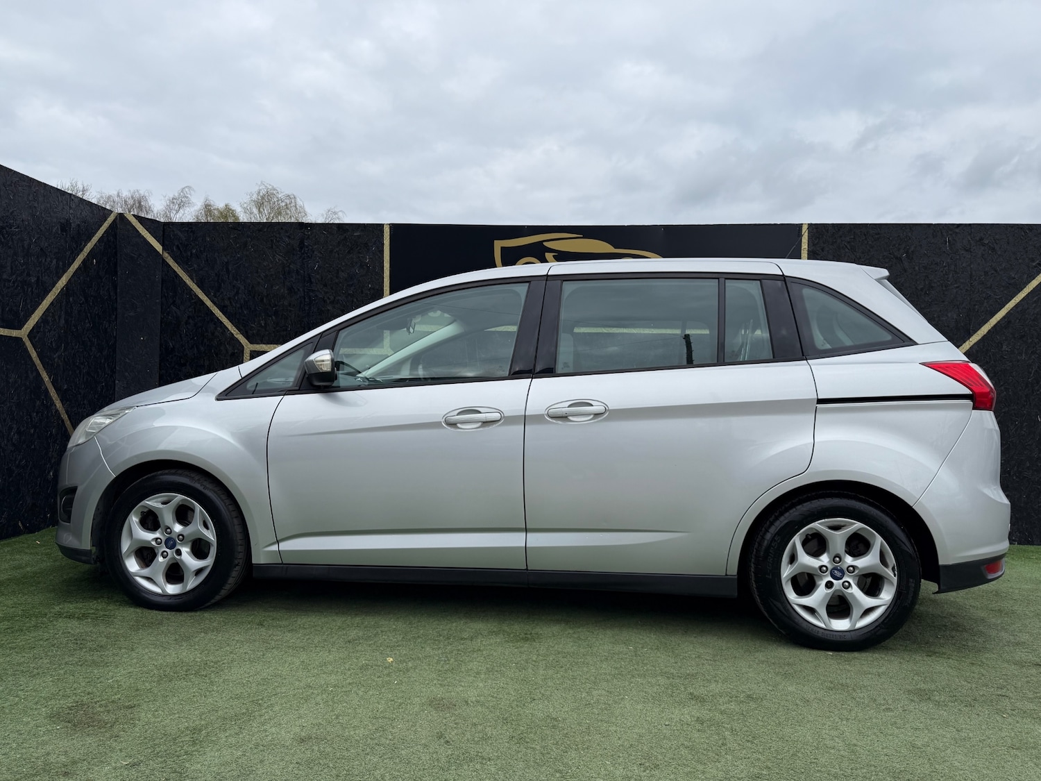 Used Ford Grand C-Max 2013 for sale - 78091816: Photo 5