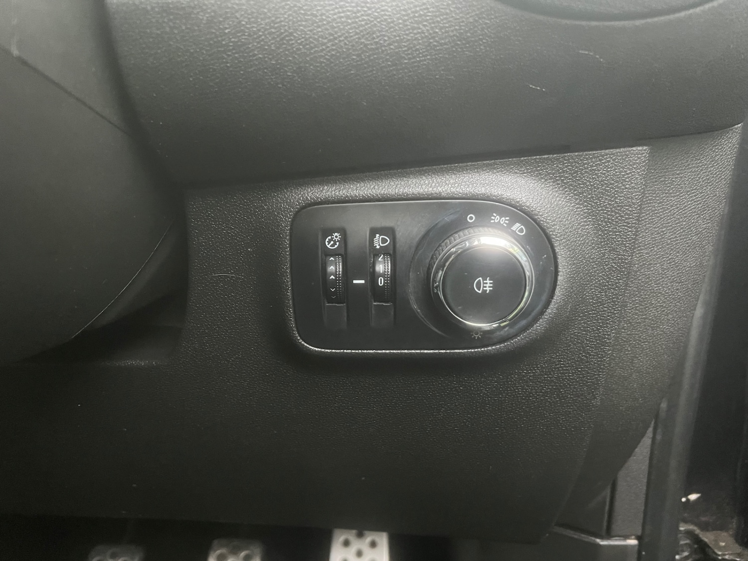 Used Vauxhall ADAM 2013 for sale - 76255203: Photo 15