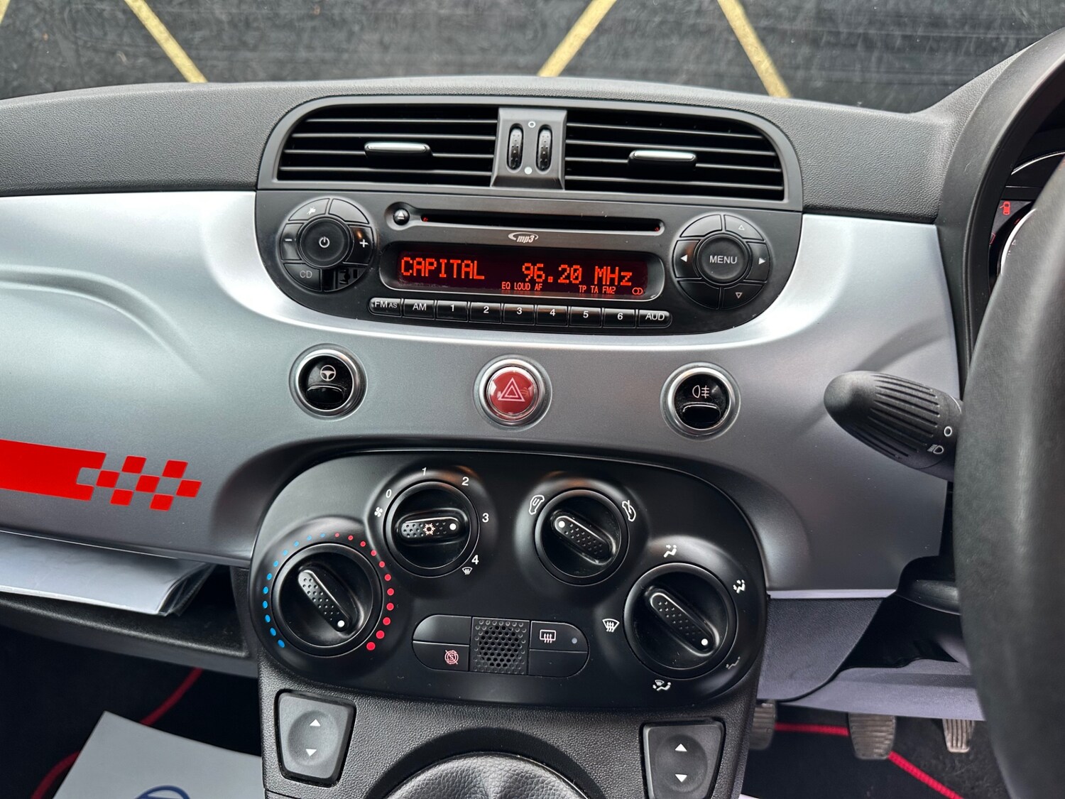 Used Fiat 500 2014 for sale - 77502512: Photo 9