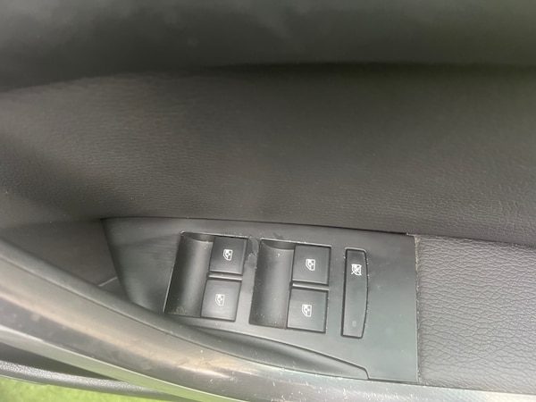 Used Vauxhall Astra 2012 for sale - 76196175: Photo 10