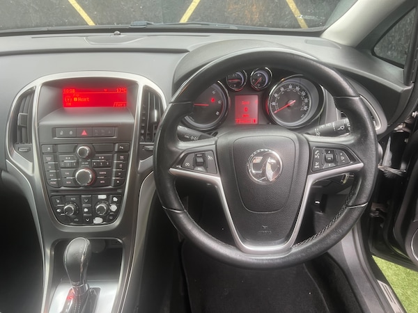 Used Vauxhall Astra 2012 for sale - 76196175: Photo 11