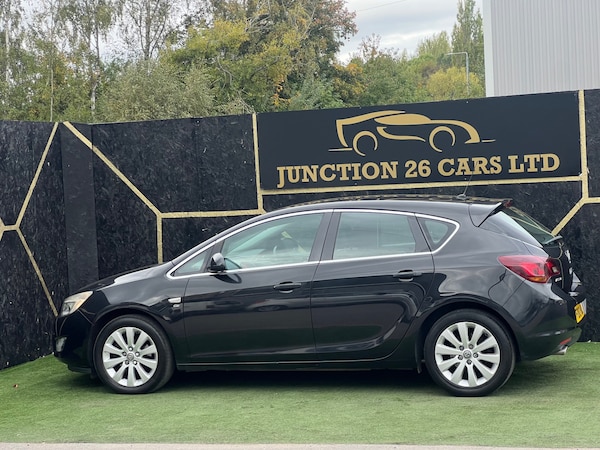 Used Vauxhall Astra 2012 for sale - 76196175: Photo 5