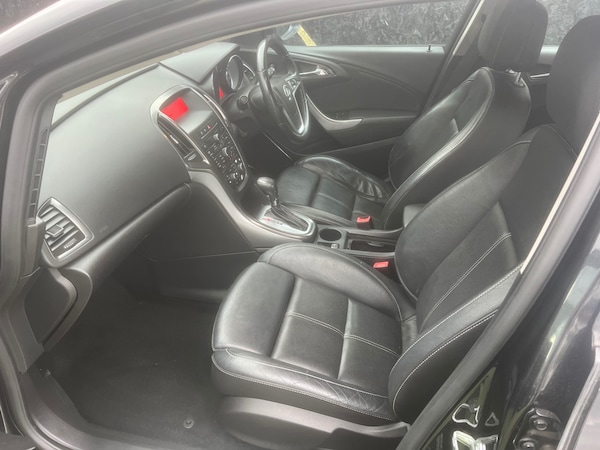 Used Vauxhall Astra 2012 for sale - 76196175: Photo 6