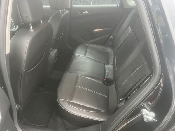 Used Vauxhall Astra 2012 for sale - 76196175: Photo 7