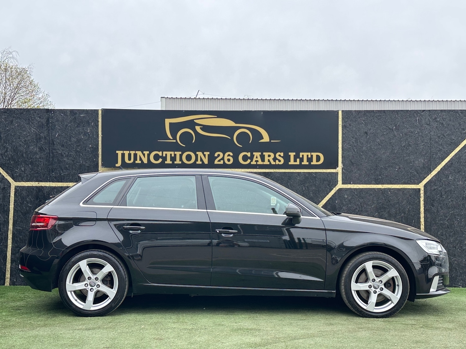 Used Audi A3 2017 for sale - 77988873: Photo 3