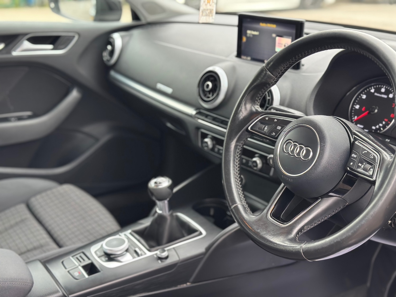 Used Audi A3 2017 for sale - 77988873: Photo 7