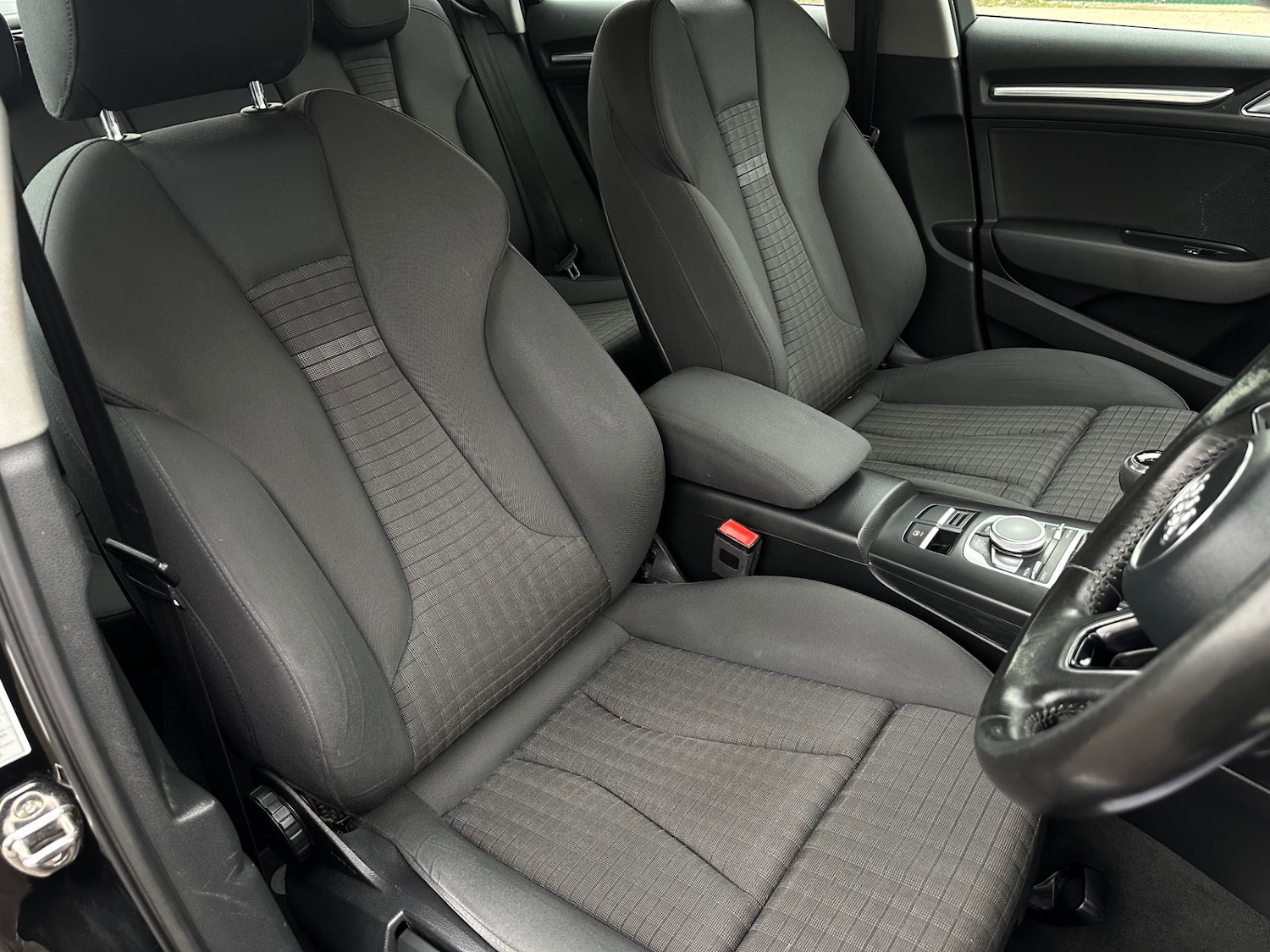 Used Audi A3 2017 for sale - 77988873: Photo 8