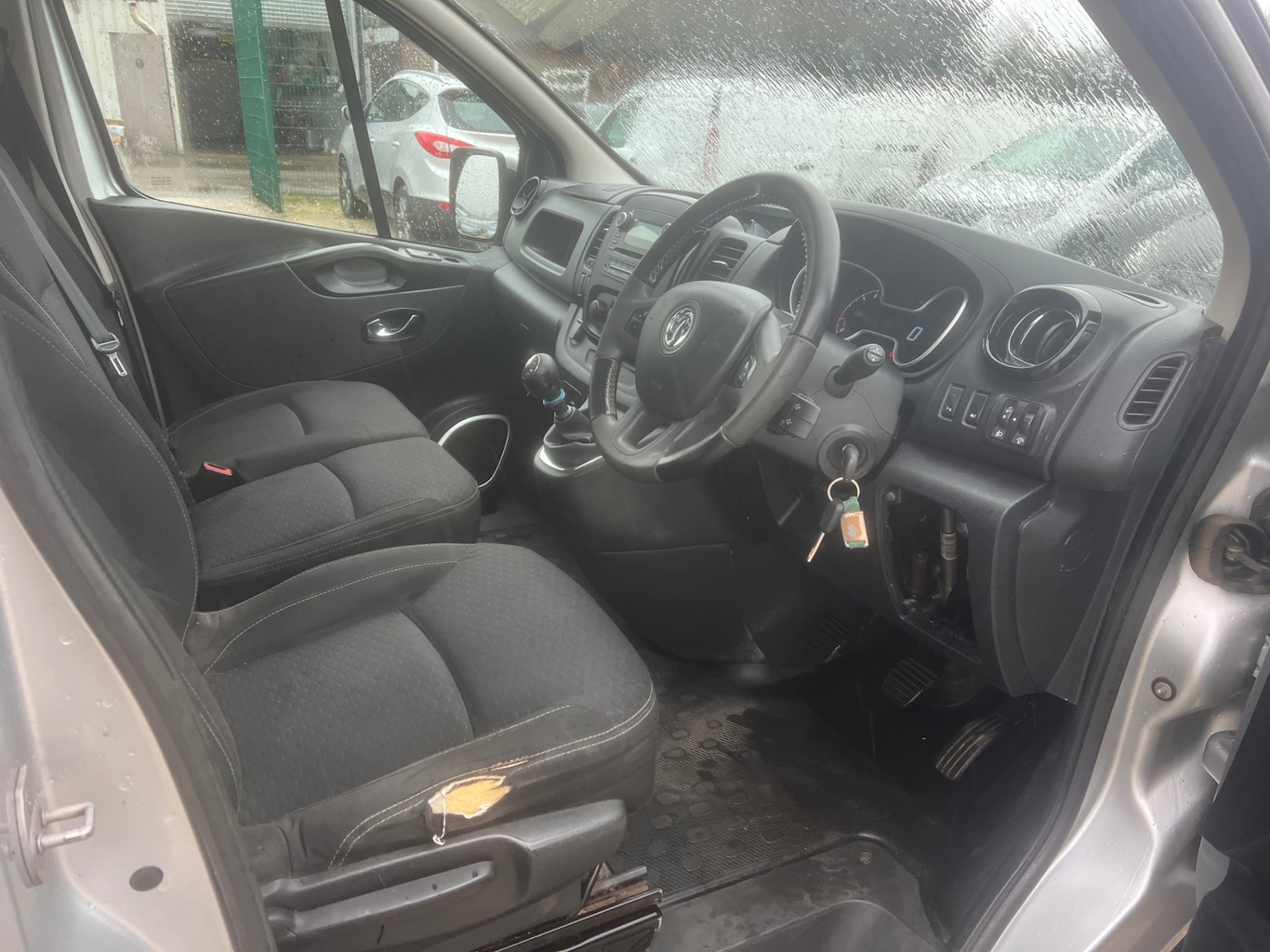 Used Vauxhall Vivaro 2017 for sale - 77460058: Photo 12