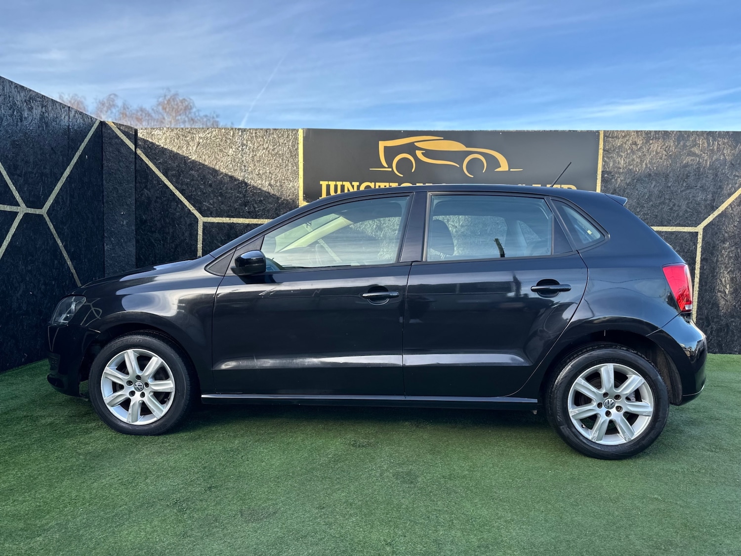 Used Volkswagen Polo 2009 for sale - 77261085: Photo 4