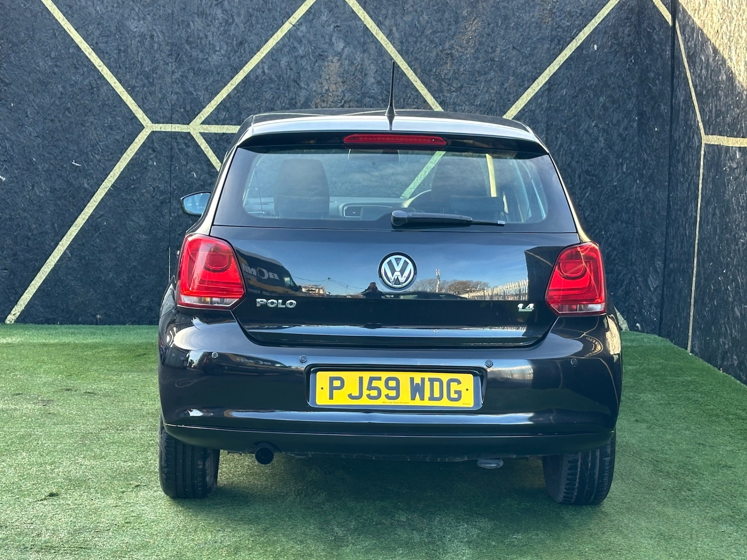 Used Volkswagen Polo 2009 for sale - 77261085: Photo 5