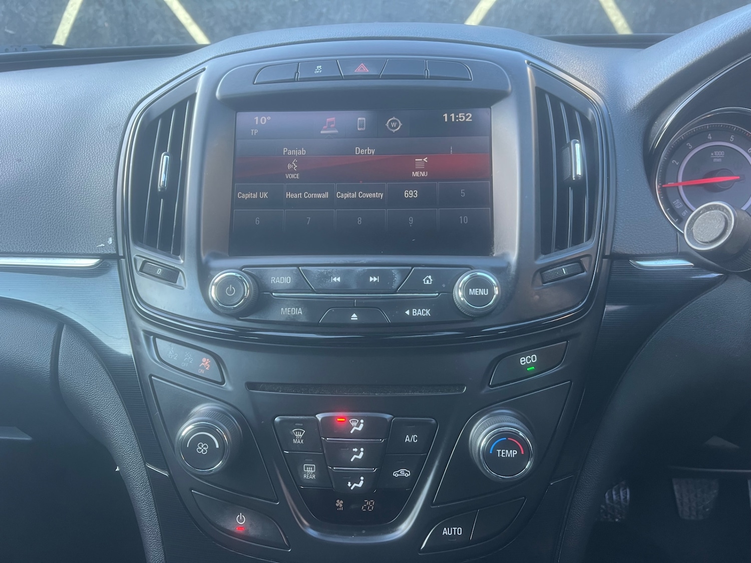 Used Vauxhall Insignia 2013 for sale - 76777372: Photo 11