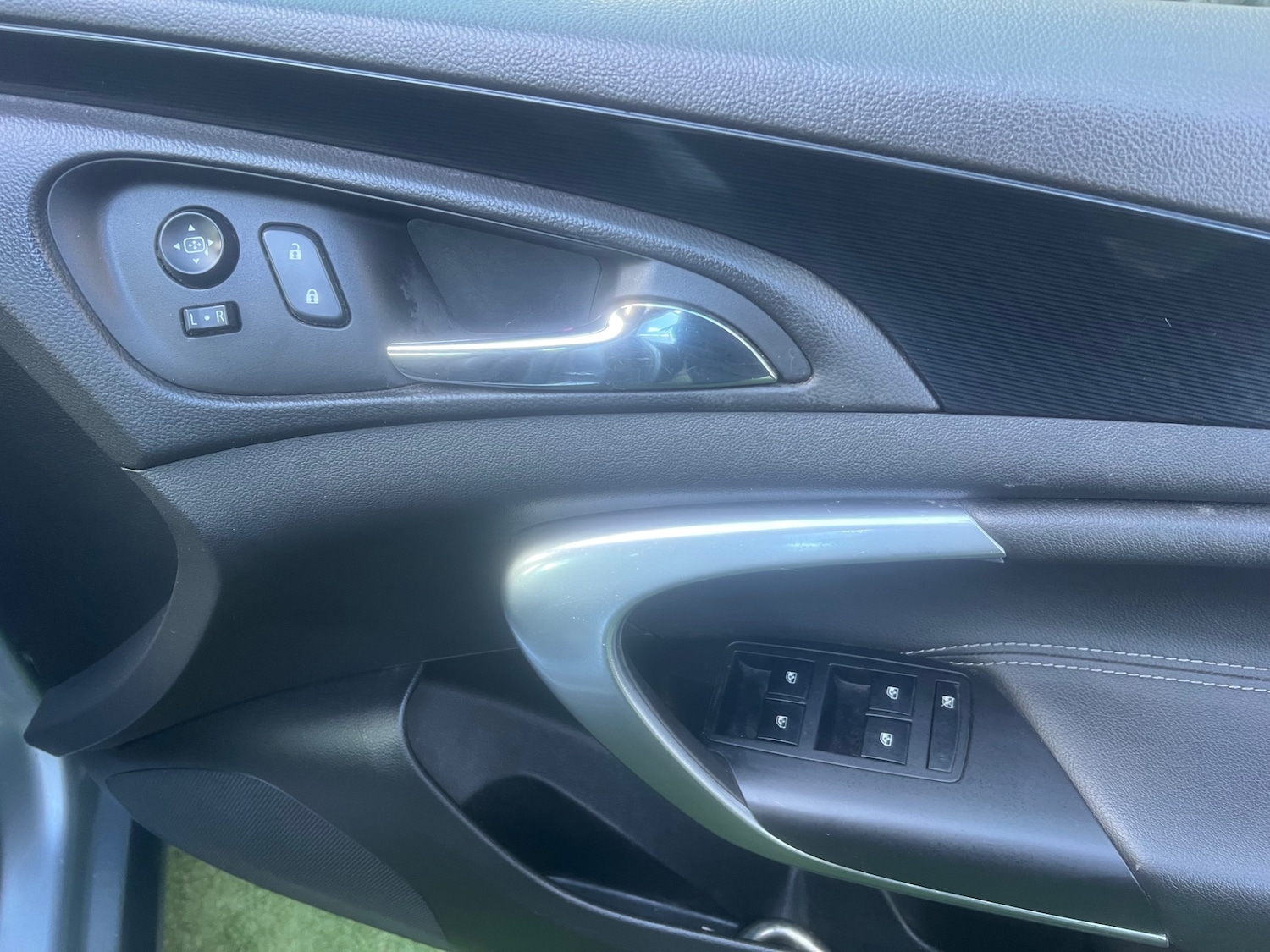 Used Vauxhall Insignia 2013 for sale - 76777372: Photo 9