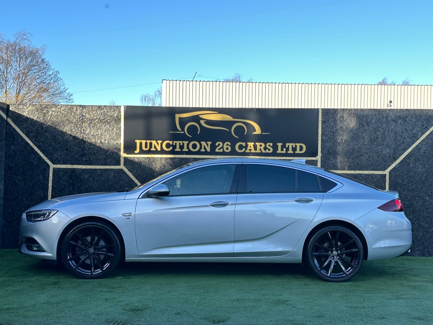 Used Vauxhall Insignia 2017 for sale - 76778128: Photo 4