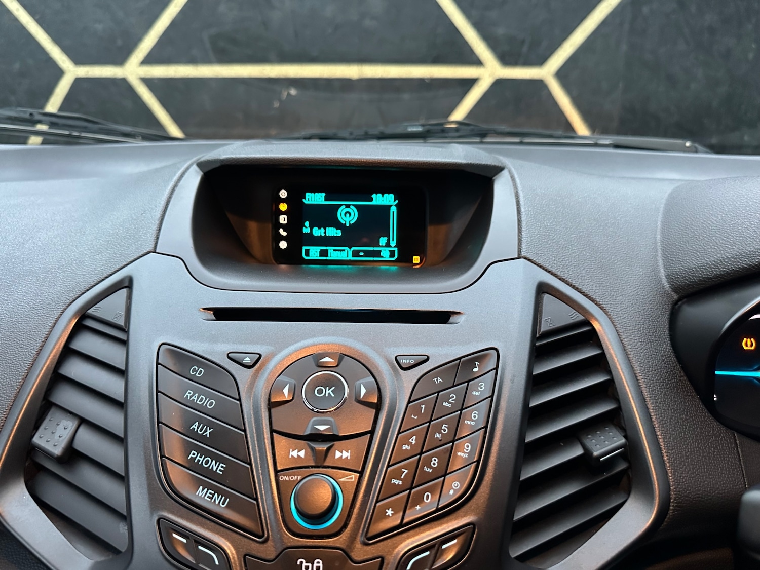 Used Ford Ecosport 2015 for sale - 76258023: Photo 10