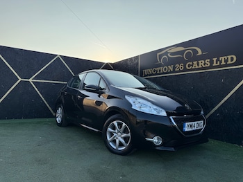 Used Peugeot 208 2014 for sale - 79246724: Photo