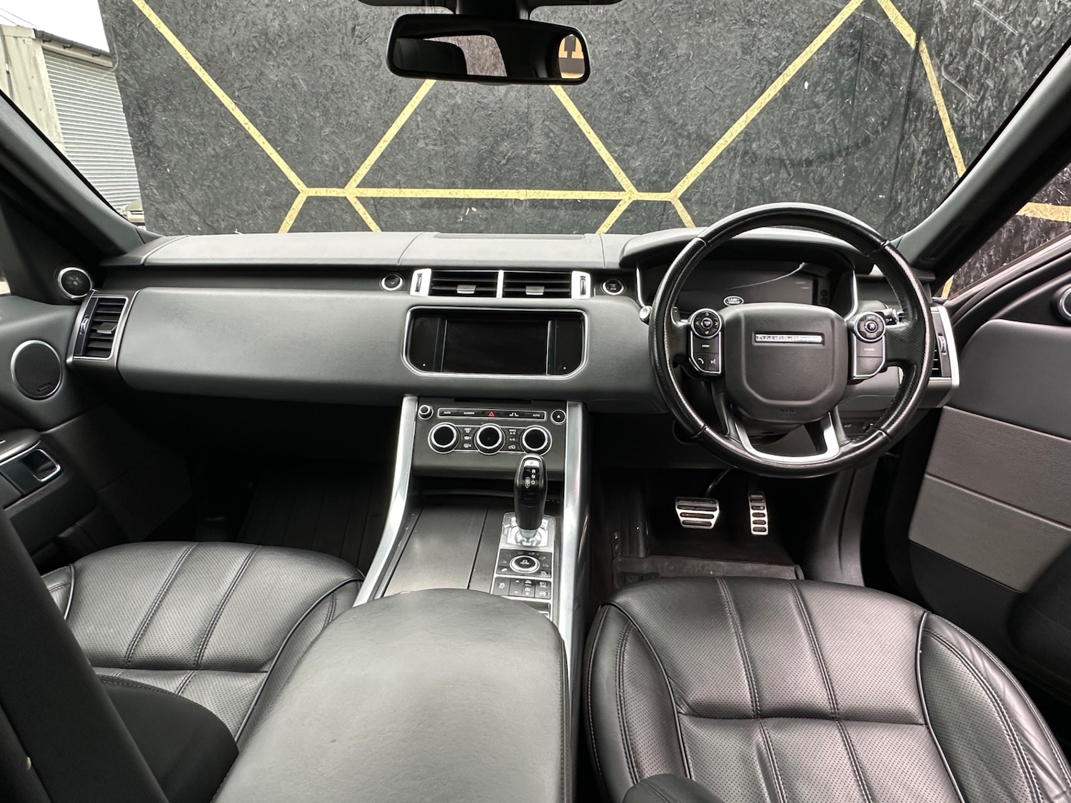 Used Land Rover Range Rover Sport 2013 for sale - 76413409: Photo 9