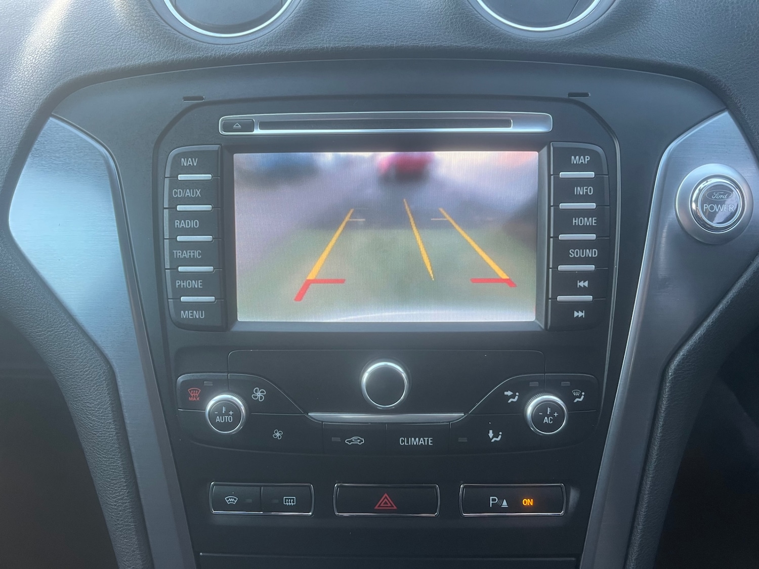 Used Ford Mondeo 2013 for sale - 77125997: Photo 13