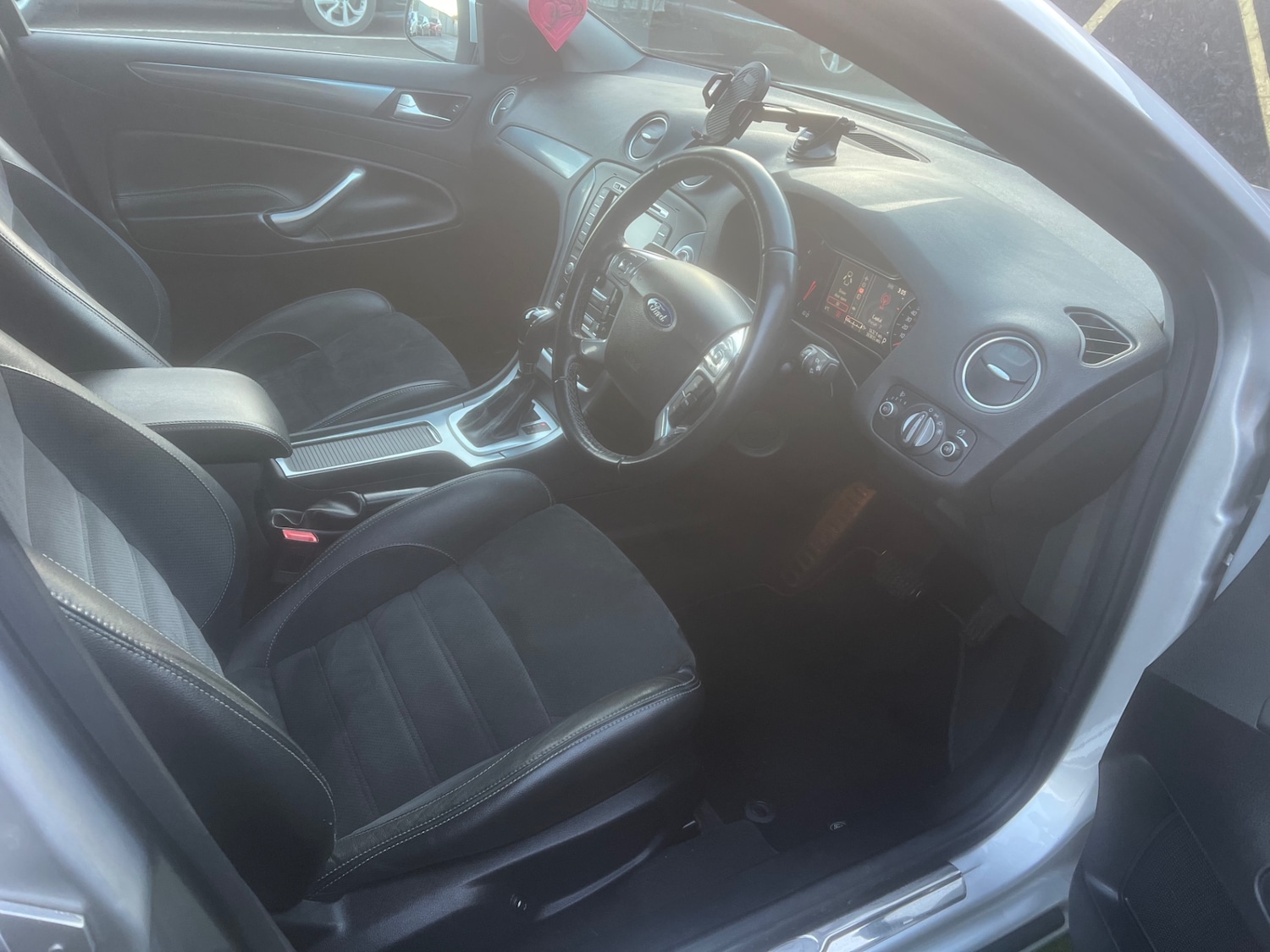 Used Ford Mondeo 2013 for sale - 77125997: Photo 9