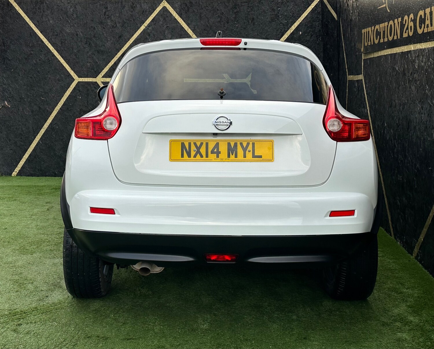 Used Nissan Juke 2014 for sale - 76847360: Photo 5